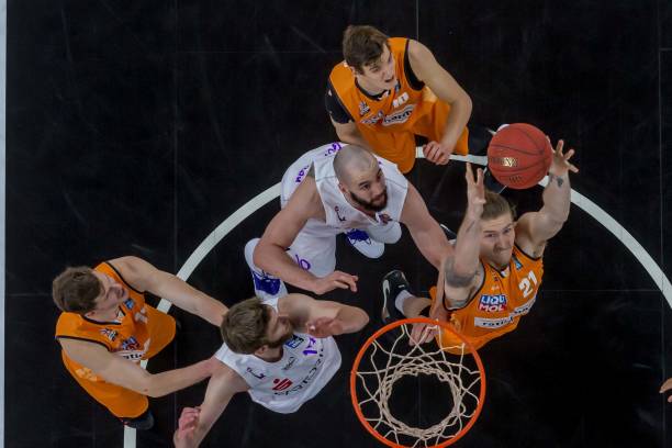 若塔虽已离 若塔虽已离